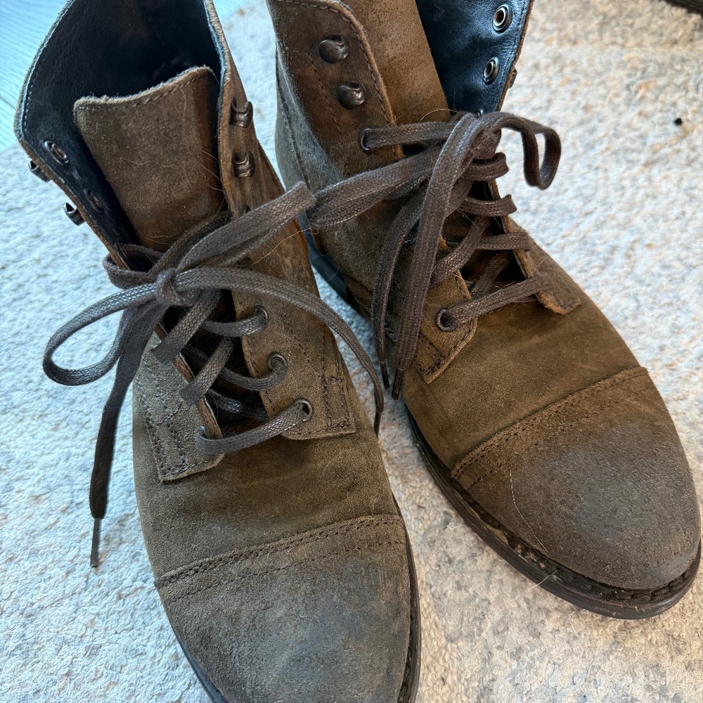 Captain Lace-Up Boot